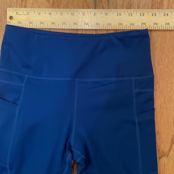 ZYIA Woman’s Leggings Size 6-8 Blue Pockets - Picture 5 of 9